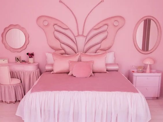 Aesthetic Bedroom with Barbiecore Concept